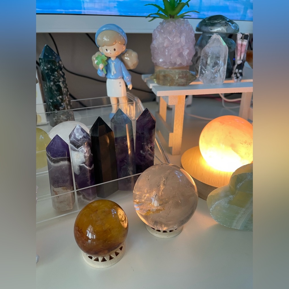 Unlisted Crystal